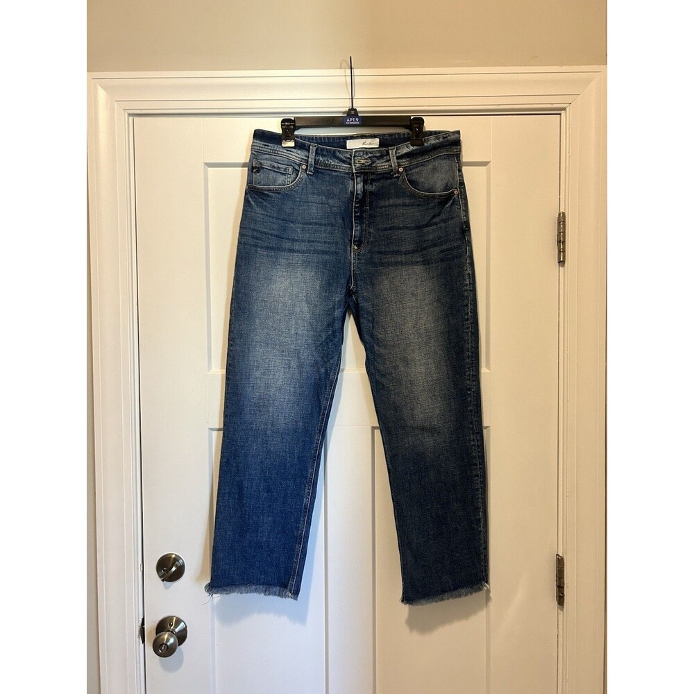 KanCan Mid Rise Straight Leg Jeans Size 13/30 Dark Wash Stretch Denim Frayed Hem